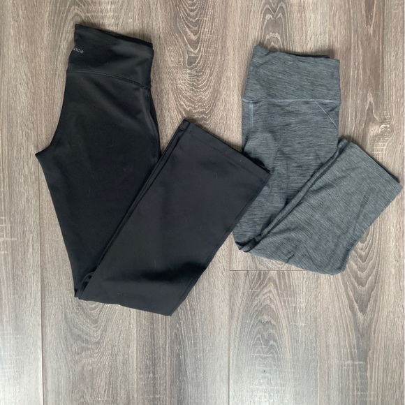 Sale/bundle deal - 2 New Balance leggings - Picture 3 of 3